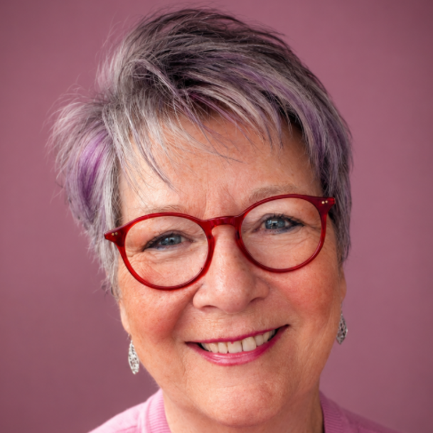 Vicki Howe                                                                                                                                                                                                                                                     