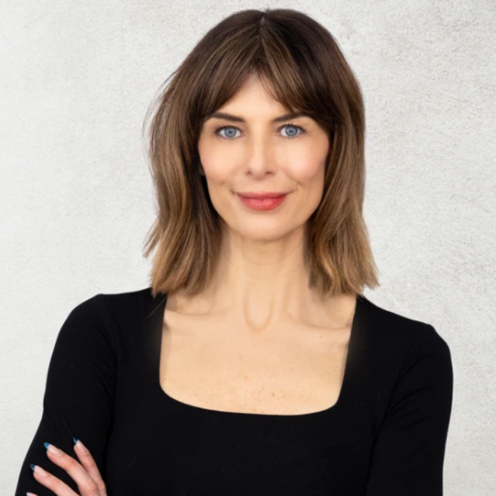 Cynthia Holmes